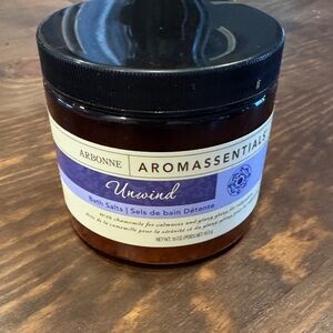 Arbonne Aromassentials Unwind Bath Salts